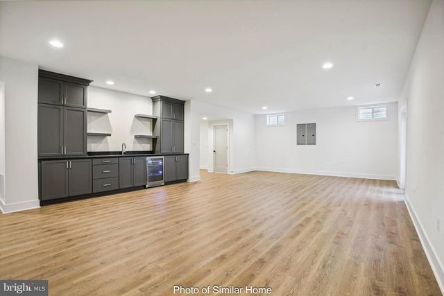 1800 N QUINCY ST, Arlington, VA 22207