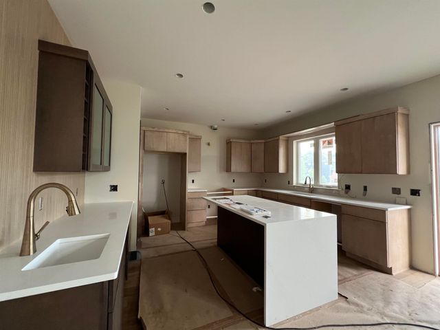 18416 Donegal Drive, South Bend, IN 46637