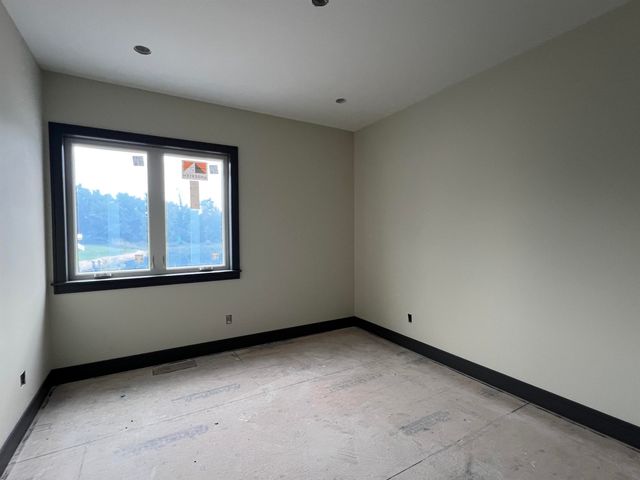 18416 Donegal Drive, South Bend, IN 46637
