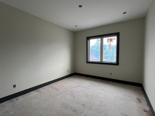 18416 Donegal Drive, South Bend, IN 46637