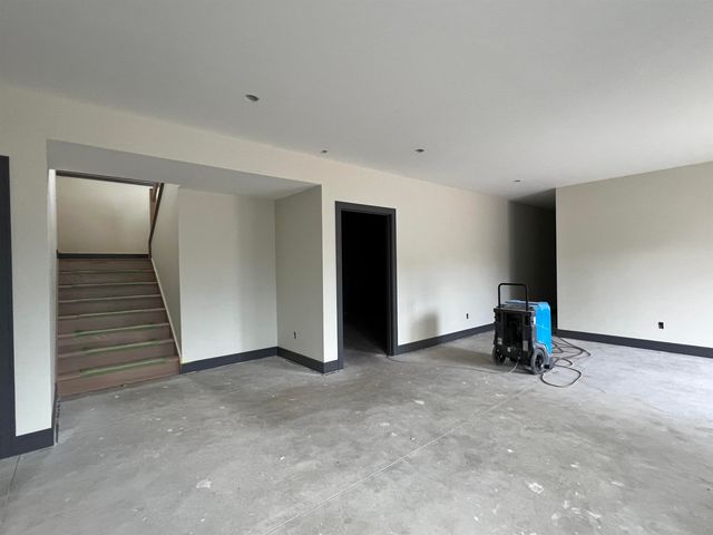 18416 Donegal Drive, South Bend, IN 46637