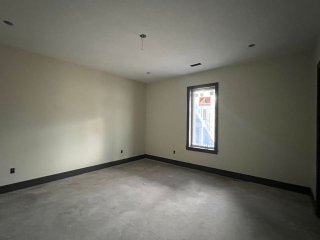 18416 Donegal Drive, South Bend, IN 46637