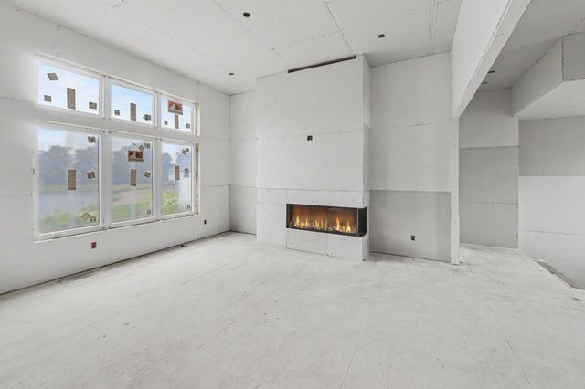 18416 Donegal Drive, South Bend, IN 46637