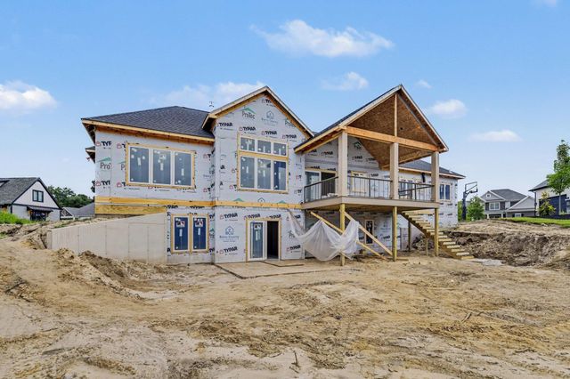 18416 Donegal Drive, South Bend, IN 46637