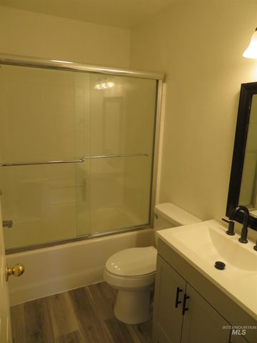 1457 Wrangler Street, Twin Falls, ID 83301