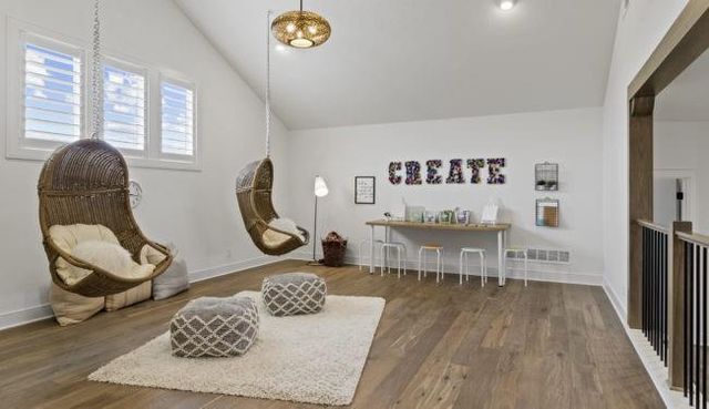 17020 Parkhill Street, Overland Park, KS 66221