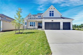 17020 Parkhill Street, Overland Park, KS 66221