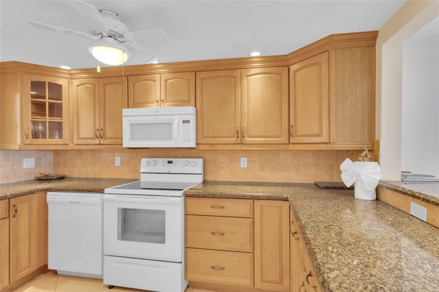 3939 Ocean Dr 502A, Vero Beach, FL 32963