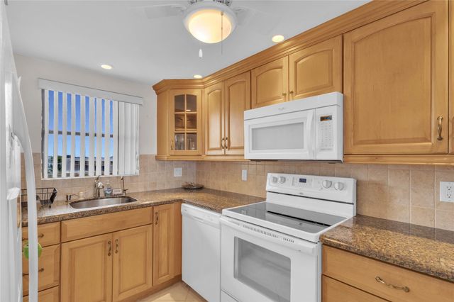 3939 Ocean Dr 502A, Vero Beach, FL 32963