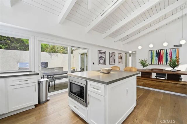 1017 Ashford Court, Westlake Village, CA 91361