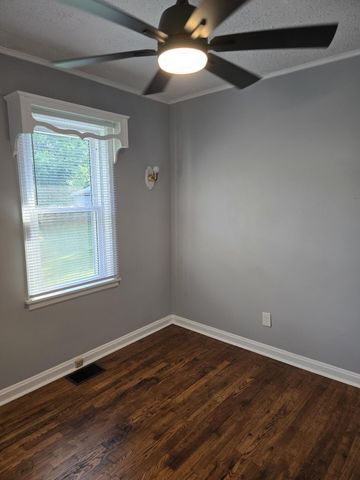 204 S Robbins Court, Richmond, KY 40475