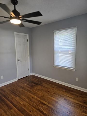 204 S Robbins Court, Richmond, KY 40475