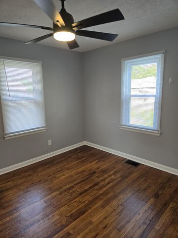 204 S Robbins Court, Richmond, KY 40475
