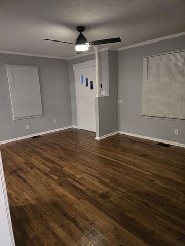 204 S Robbins Court, Richmond, KY 40475