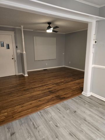 204 S Robbins Court, Richmond, KY 40475