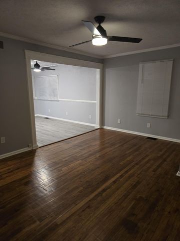 204 S Robbins Court, Richmond, KY 40475