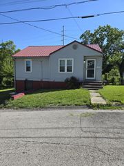 204 S Robbins Court, Richmond, KY 40475