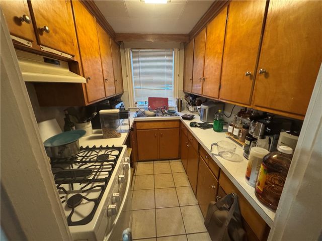 342 Grand Avenue, Pawtucket, RI 02861