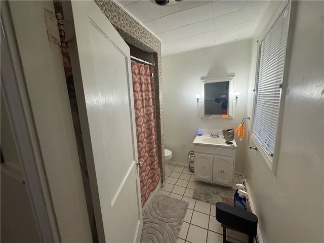 342 Grand Avenue, Pawtucket, RI 02861