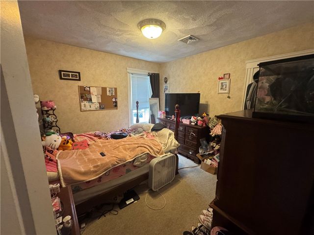 342 Grand Avenue, Pawtucket, RI 02861