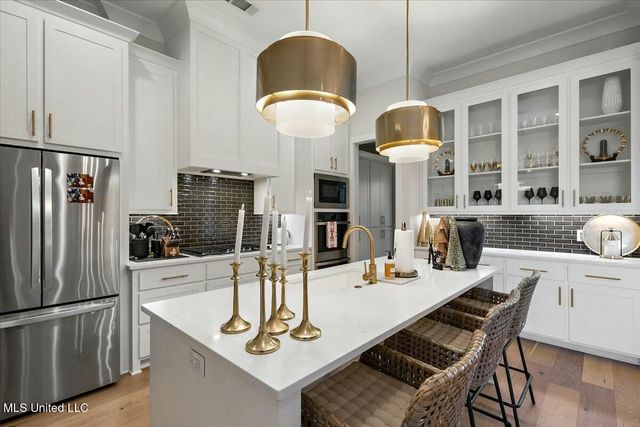 201 Herons Bay Circle, Madison, MS 39110