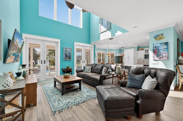 802 SE Portage Avenue, Port St Lucie, FL 34984