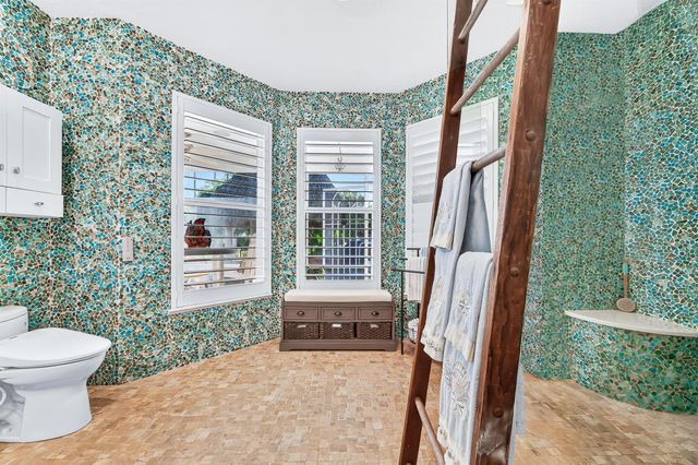 802 SE Portage Avenue, Port St Lucie, FL 34984