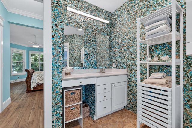 802 SE Portage Avenue, Port St Lucie, FL 34984