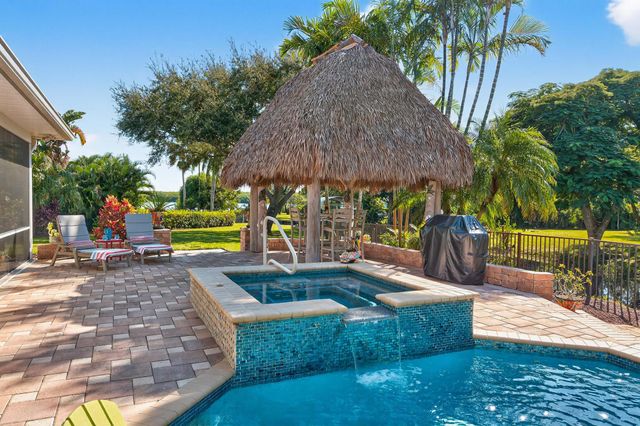 802 SE Portage Avenue, Port St Lucie, FL 34984