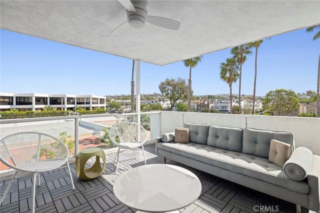 775 Avocado, Corona Del Mar, CA 92625