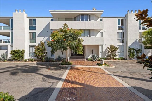 775 Avocado, Corona Del Mar, CA 92625