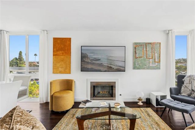 775 Avocado, Corona Del Mar, CA 92625