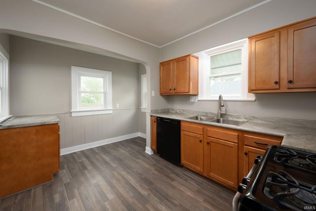 1730 Spring Street, Fort Wayne, IN 46808