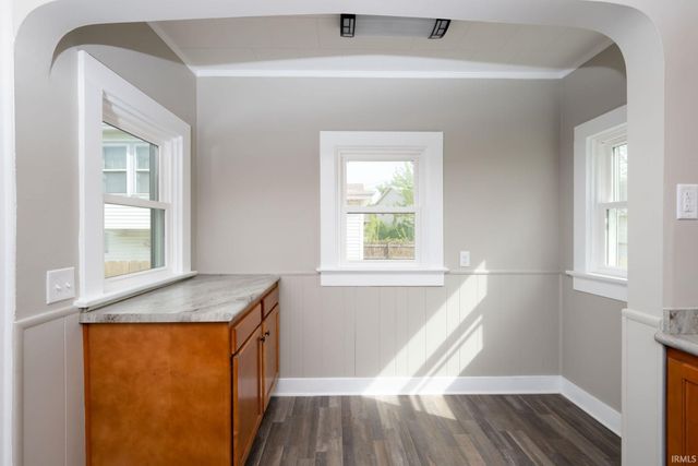 1730 Spring Street, Fort Wayne, IN 46808