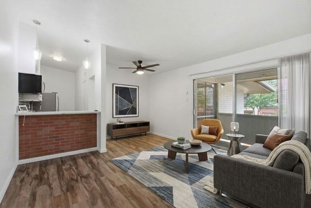 2627 Douglas Avenue, Dallas, TX 75219
