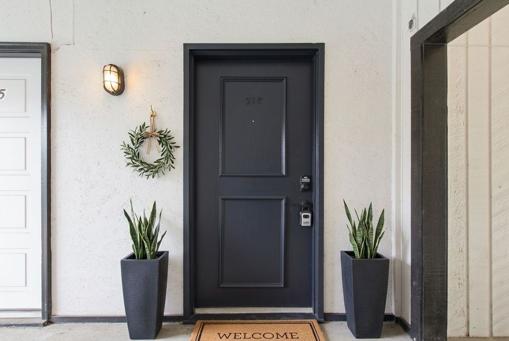 2627 Douglas Avenue, Dallas, TX 75219