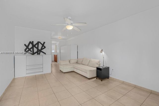 200 76th St 59, Miami Beach, FL 33141