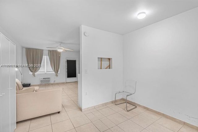 200 76th St 59, Miami Beach, FL 33141