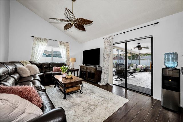 6907 OLDGATE CIRCLE, New Port Richey, FL 34655