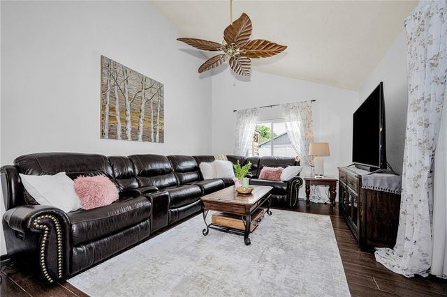 6907 OLDGATE CIRCLE, New Port Richey, FL 34655