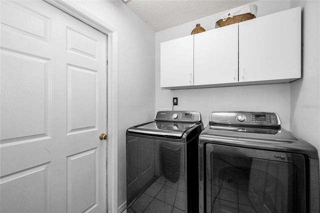 6907 OLDGATE CIRCLE, New Port Richey, FL 34655