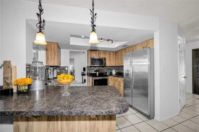 6907 OLDGATE CIRCLE, New Port Richey, FL 34655