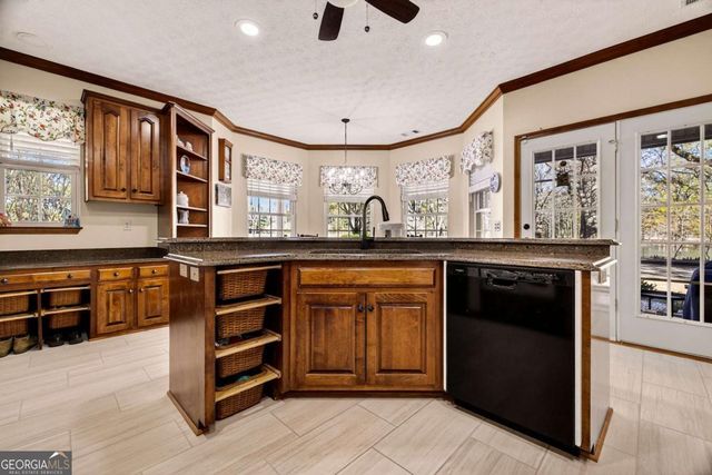 1063 Old Olive Branch Road, Ellabell, GA 31308