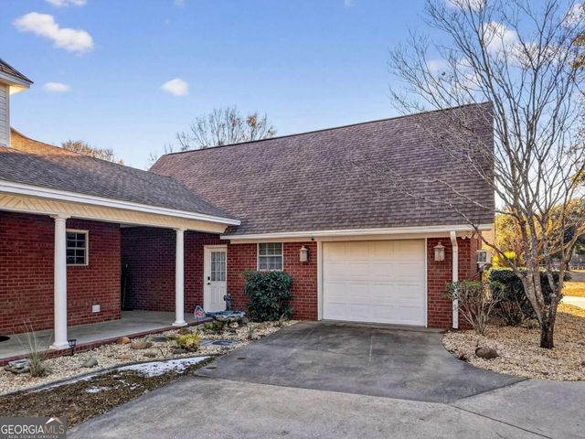 1063 Old Olive Branch Road, Ellabell, GA 31308