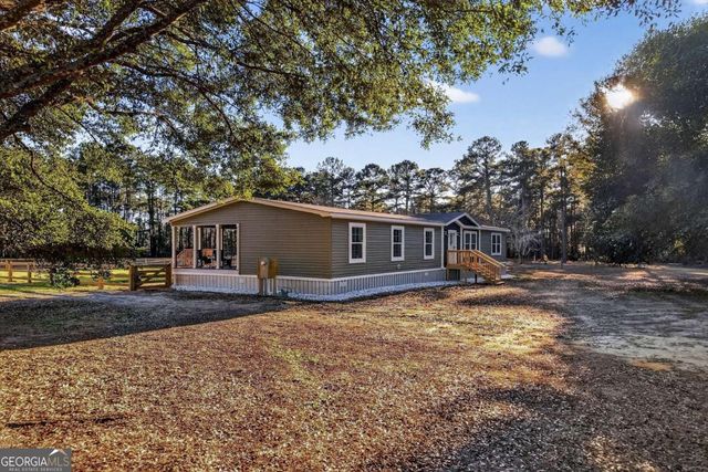 1063 Old Olive Branch Road, Ellabell, GA 31308