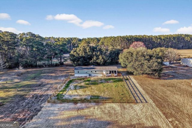 1063 Old Olive Branch Road, Ellabell, GA 31308