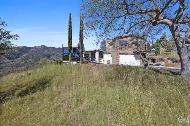 22560 Indian Oak Loop, Caliente, CA 93518