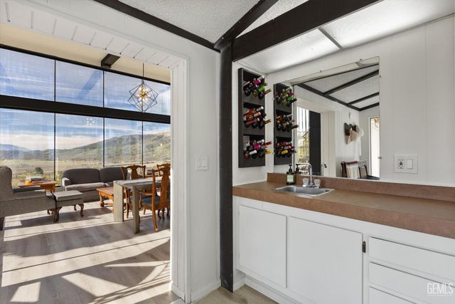 22560 Indian Oak Loop, Caliente, CA 93518