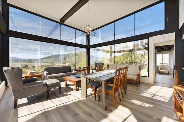 22560 Indian Oak Loop, Caliente, CA 93518