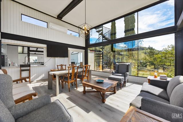 22560 Indian Oak Loop, Caliente, CA 93518